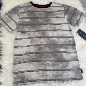 Univibe Black and White T-Shirt